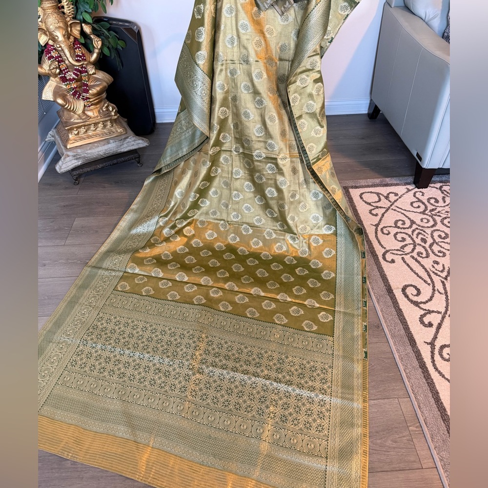 Elegant Gold and Green tissue  woman silk saree sari Indian